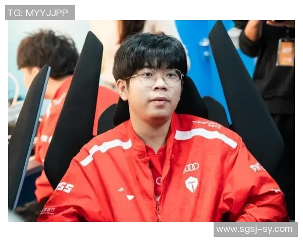 TES战队实力引发热议电竞圈对英雄联盟新格局的深度探讨