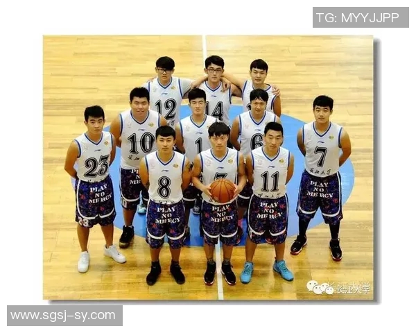 重庆篮球队灵活性引发热议球迷与专家的不同看法分析